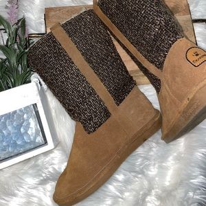 Bearpaw Boots in Great Condition